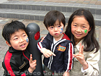 第34回野毛大道芸でのフェイスペイント