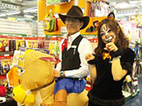 全国東急ハンズ１４店舗　ハロウィンのフェイスペイントサービス実施