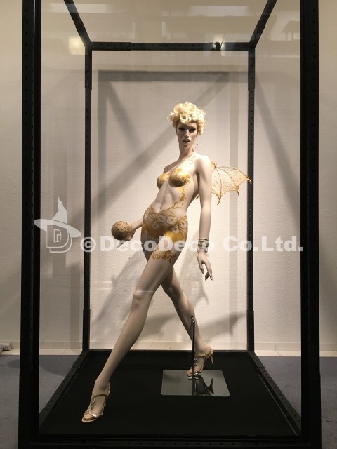 2016.1NBF展覧会_マネキンボディアートの画像