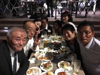 うめはんビアガーデンマルシェ