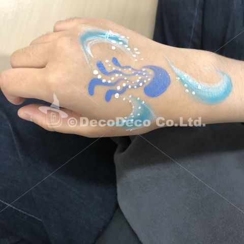ボディペインティングの画像